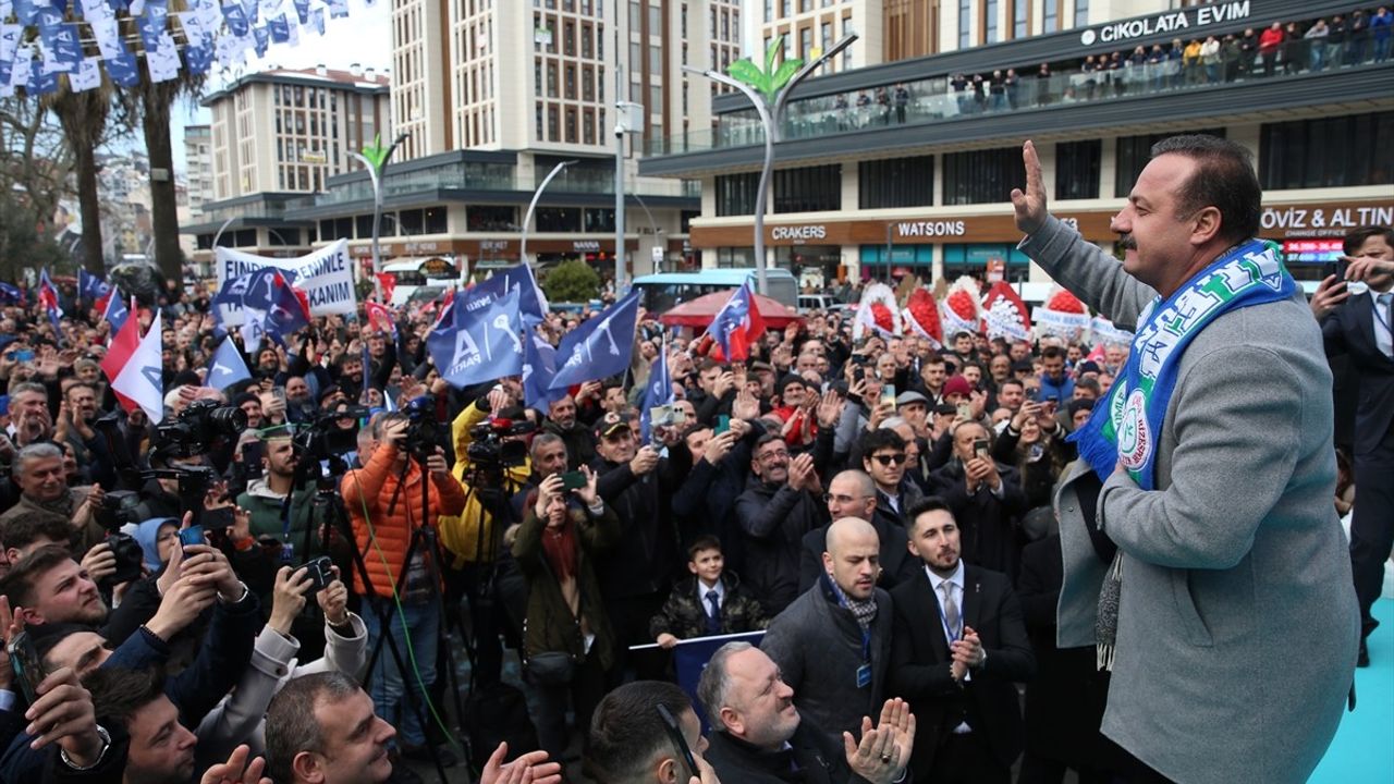 Anahtar Parti Genel Başkanı Yavuz Ağıralioğlu, Rize'de Önemli Açıklamalarda Bulundu