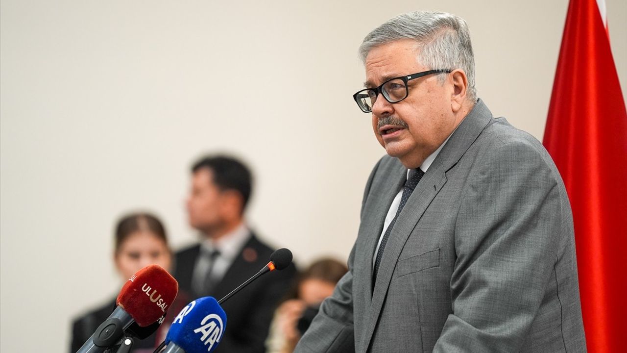 Ankara'da Türk-Rus İlişkileri Sempozyumu ve Sergisi Düzenlendi