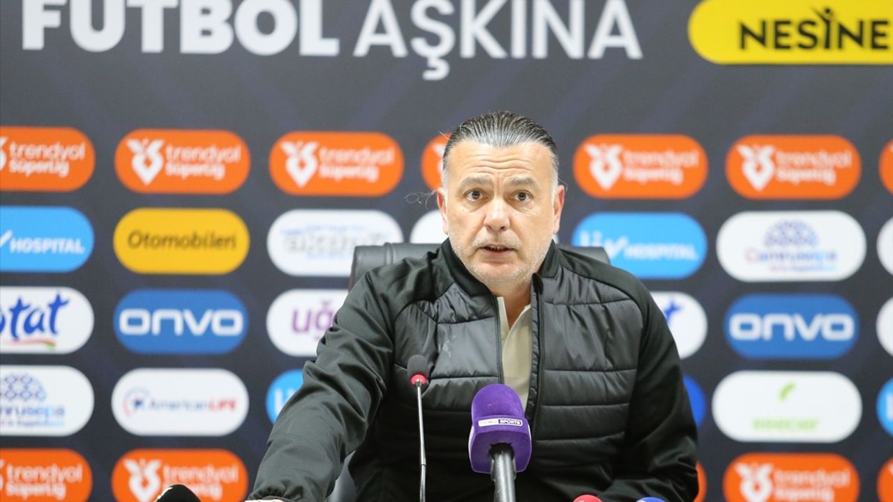 Atakaş Hatayspor Teknik Direktörü Murat Şahin: "Mağlubiyet Serisini Atlatmalıyız"