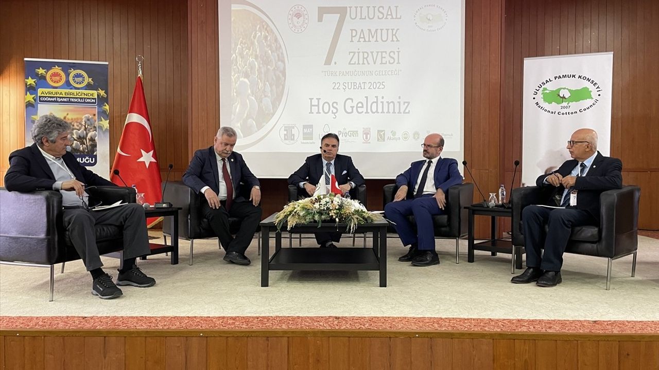Aydın'da 7. Ulusal Pamuk Zirvesi Gerçekleştirildi