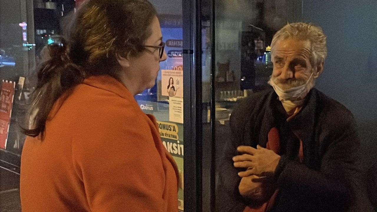 Aydın Valiliği, Yere Düşen Erzakları Toplayan Maksut Yüzer'i Özel Bakım Merkezine Yerleştirdi