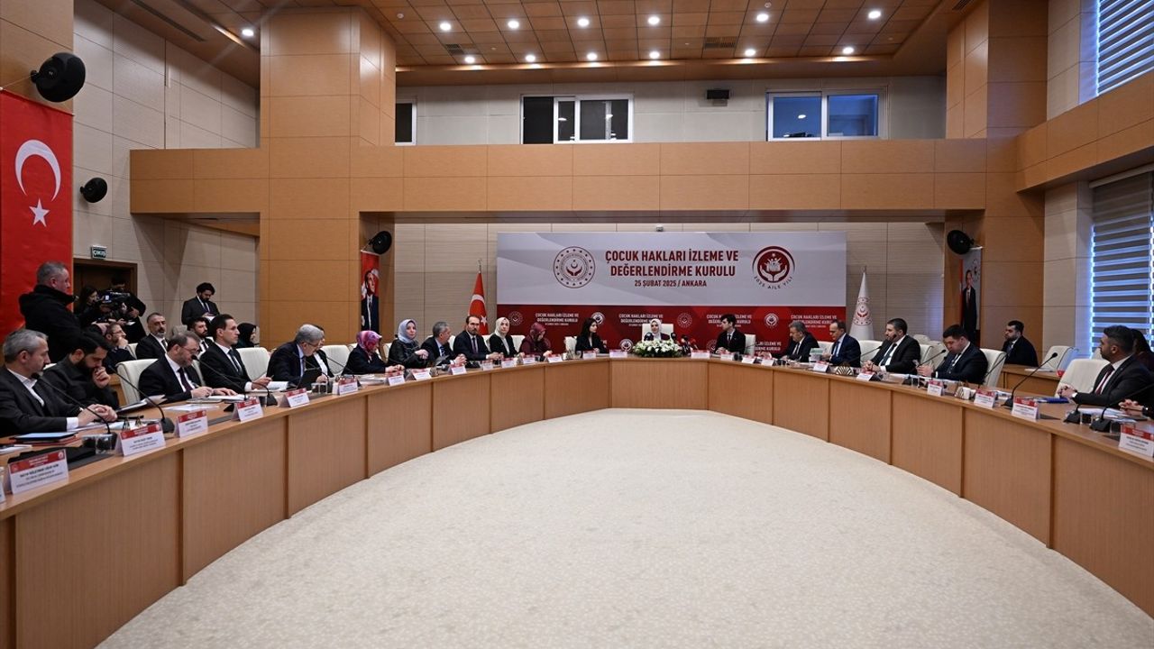 Bakan Göktaş Çocuk Hakları İzleme Toplantısında Dijital Bağımlılık Önlemlerini Açıkladı