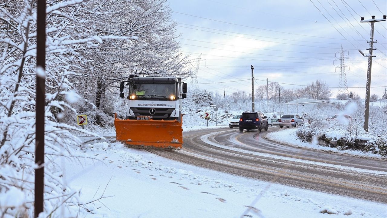 Bartın, Zonguldak ve Sakarya'daki 160 Yerleşim Yeri Yolu Ulaşıma Açıldı