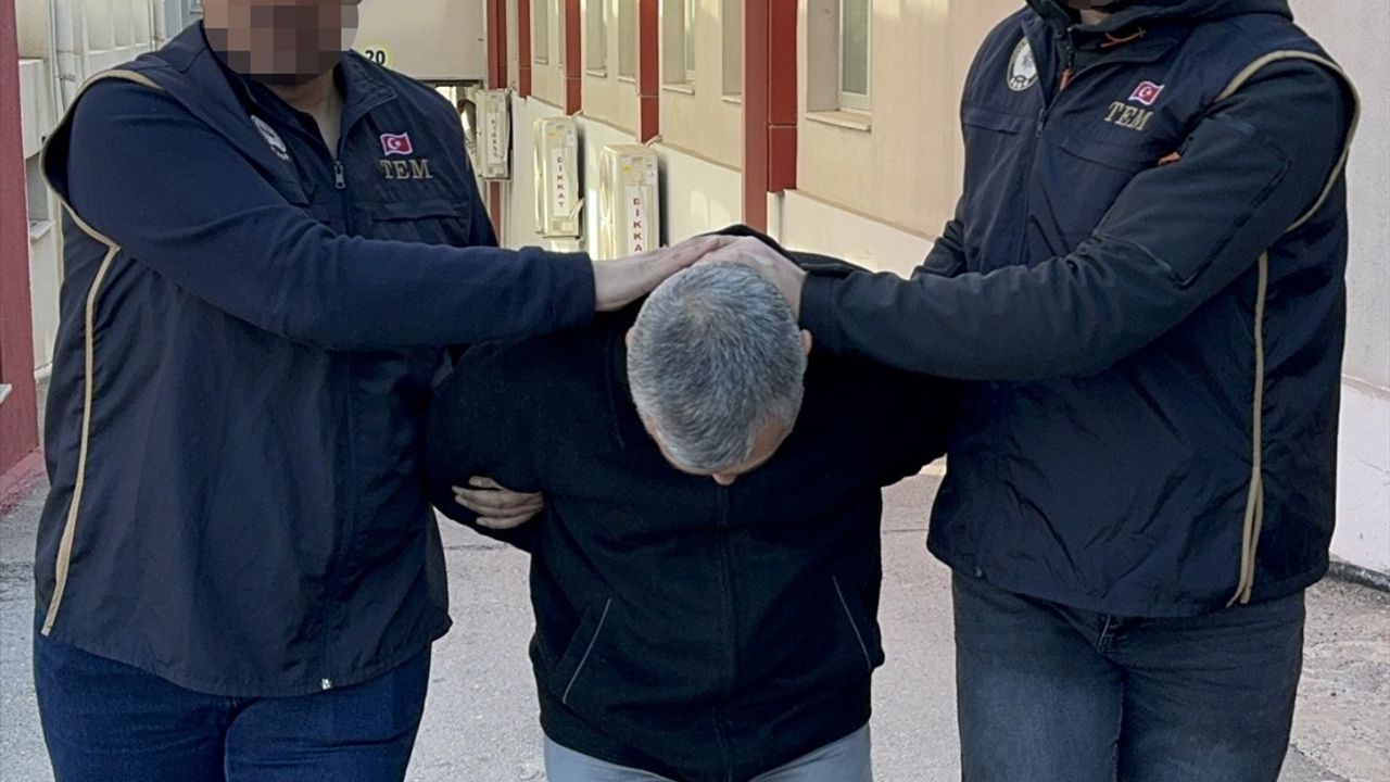 Batman'da Aranan FETÖ Hükümlüsü Adana'da Yakalandı