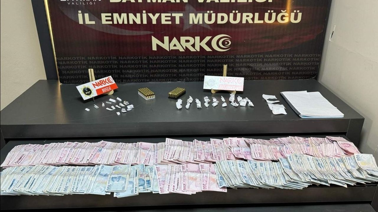 Batman'da Uyuşturucu Operasyonu: İki Şüpheli Tutuklandı