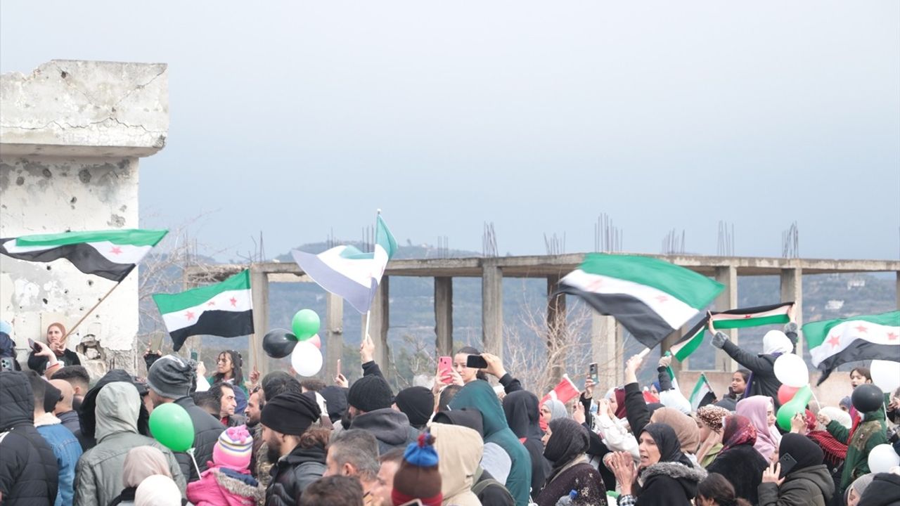 Bayırbucak Türkmenleri, Yıkılmış Köylerine Dönerken Üzüntü ve Sevinci Birlikte Yaşıyorlar