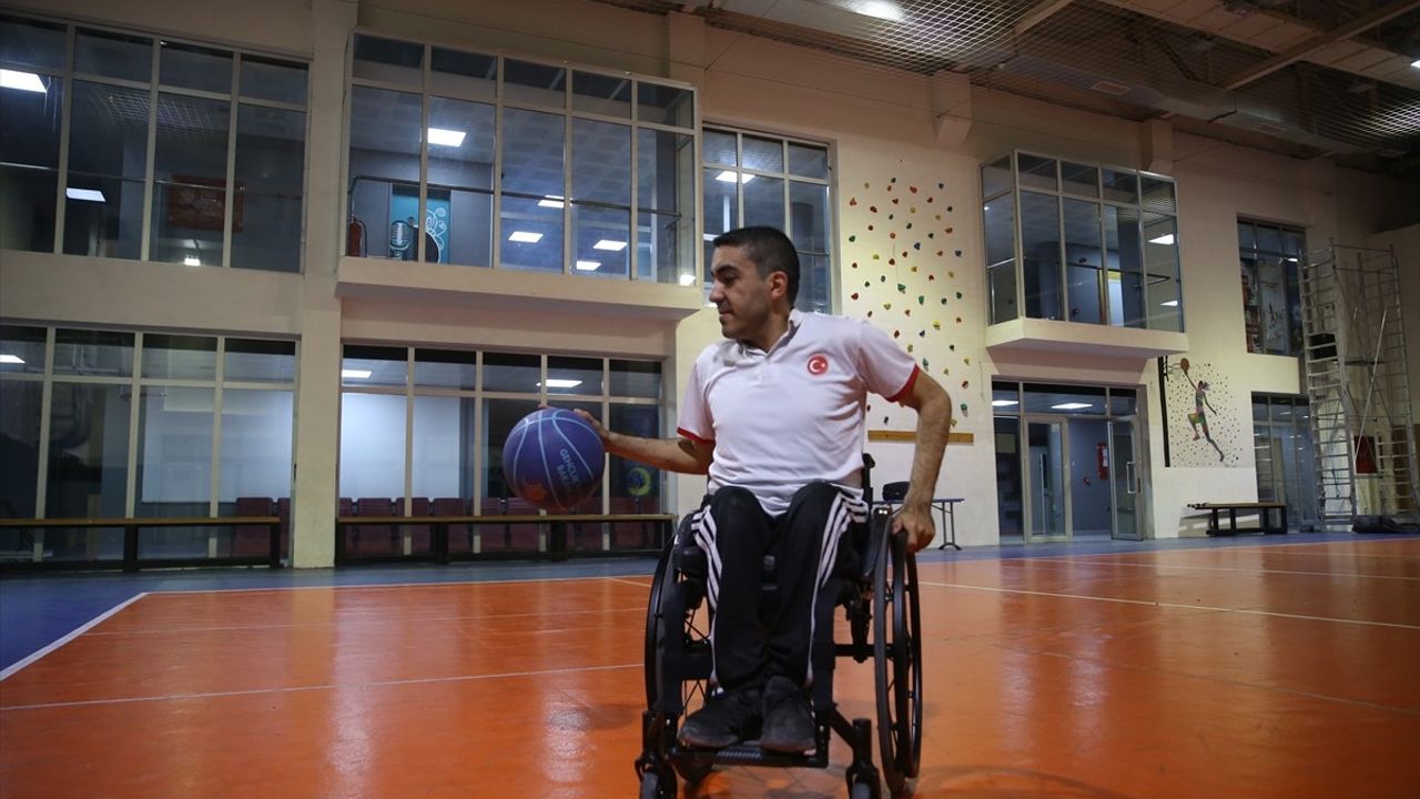 Bedensel Engelli Basketbolcu İlker Eker, Yeniden Sahalara Dönmek İstiyor