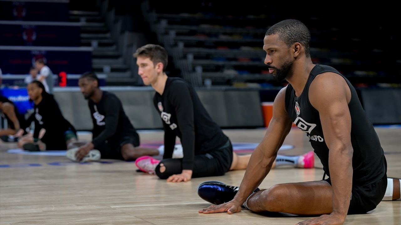 Beşiktaş Fibabanka, ING Türkiye Kupası'nda Mersinspor ile Finale Yükselmek İçin Hazır