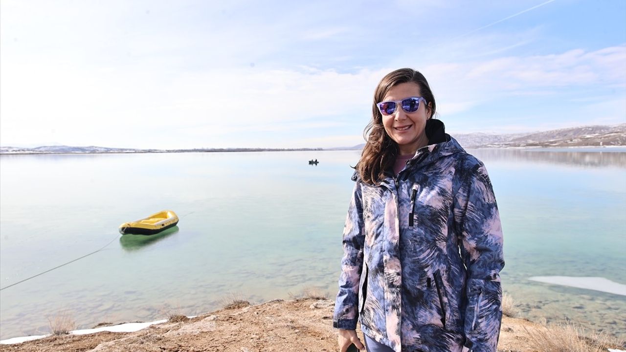 Birgül Erken, Tödürge Gölü'nde Buz Altında Rekor Denemesi Yapacak