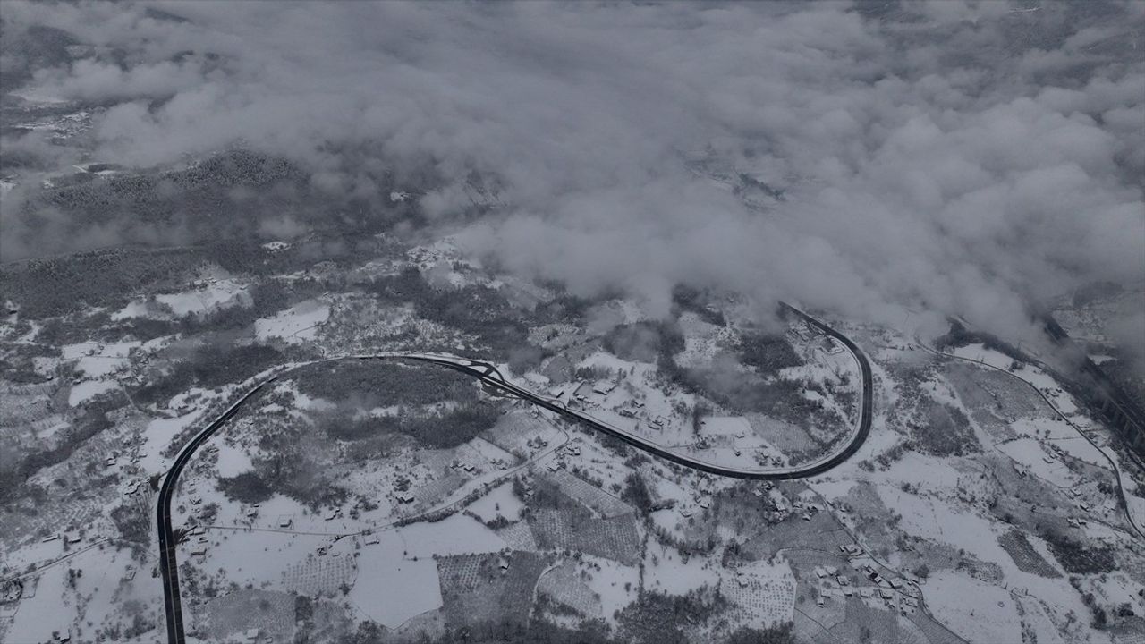 Bolu Dağı'nda Kar Manzarası Havadan Görüntülendi