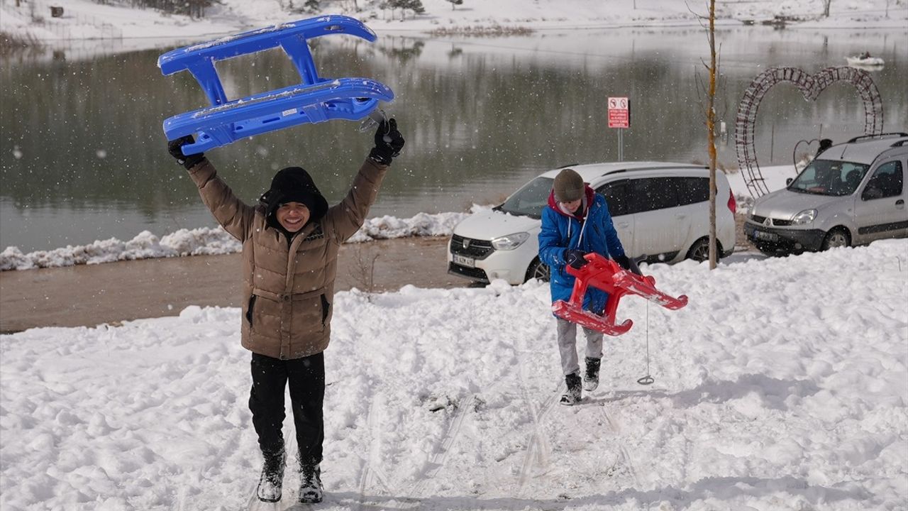 Bursa'da Yoğun Katılımlı 'Ericek Kar Festivali' Gerçekleştirildi