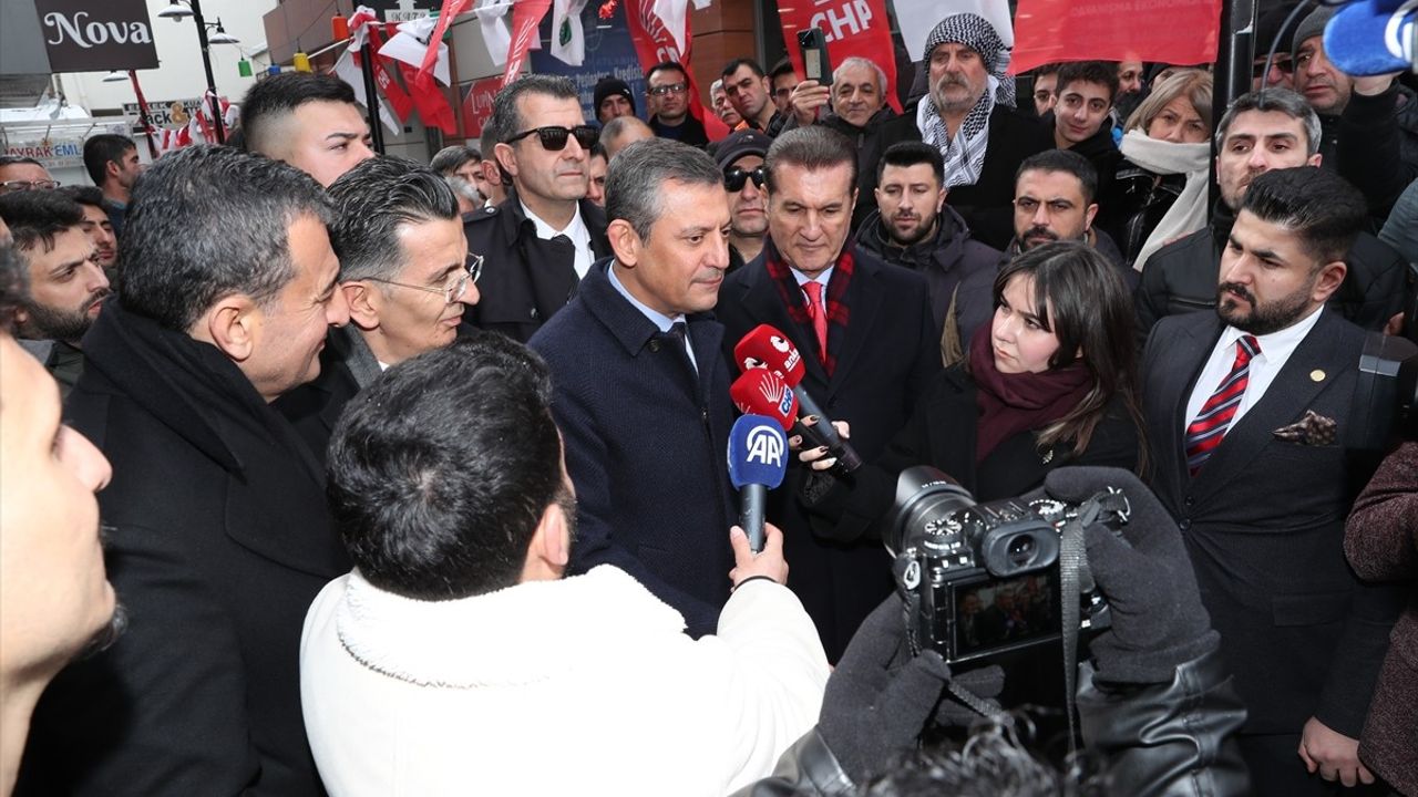 CHP Genel Başkanı Özgür Özel, Ekrem İmamoğlu Hakkında Açılan Soruşturmayı Değerlendirdi