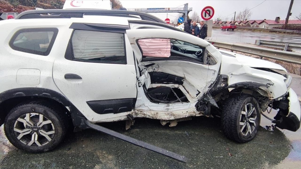 CHP Rize Milletvekili Tahsin Ocaklı Trafik Kazasında Yaralandı