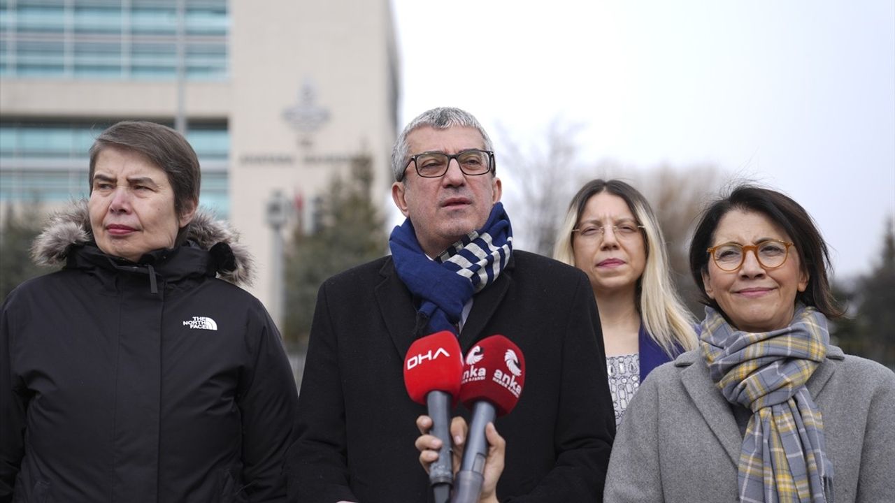 CHP, Sosyal Sigortalar Kanunu'ndaki Düzenlemelerin İptali İçin AYM'ye Başvurdu