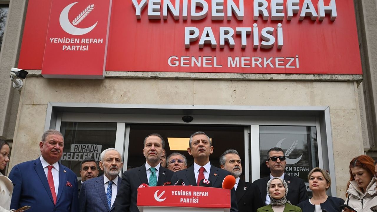 CHP ve Yeniden Refah Partisi Genel Başkanları Görüşme Gerçekleştirdi