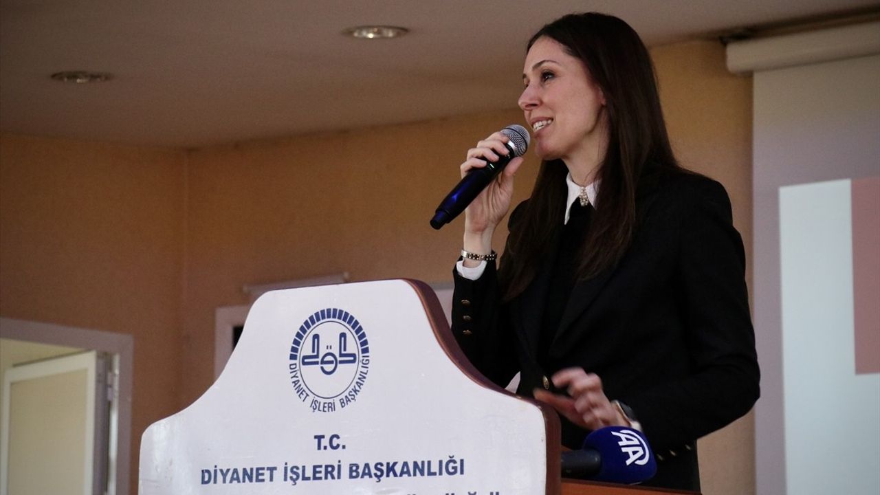 Çiğdem Karaaslan'dan 'Çevre ve Emanet Bilinci' Toplantısında Vurgu: Çevreciliğin Temeli Ahlak