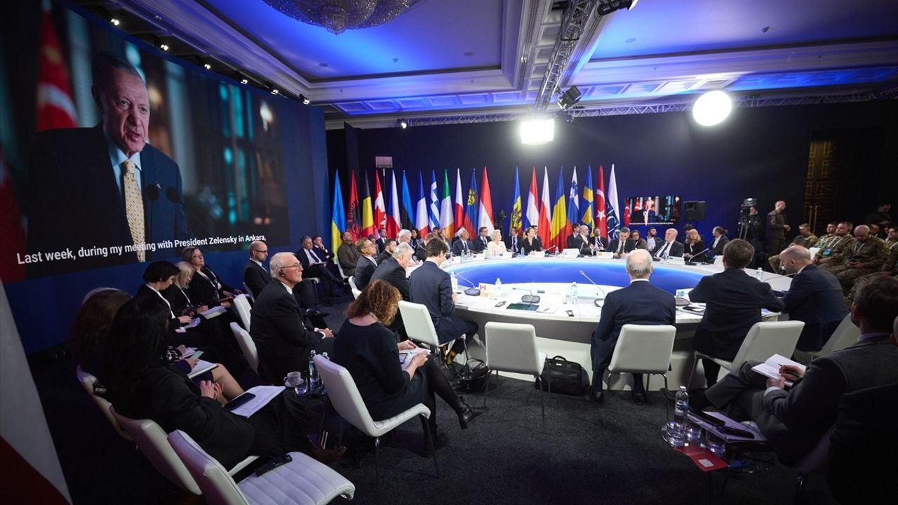 Cumhurbaşkanı Erdoğan, Kırım Platformu Zirvesi'nde Barış Vurgusu Yaptı