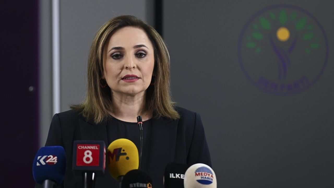 DEM Parti Sözcüsü Ayşegül Doğan'dan İmralı Adası'na Başvuru Açıklaması