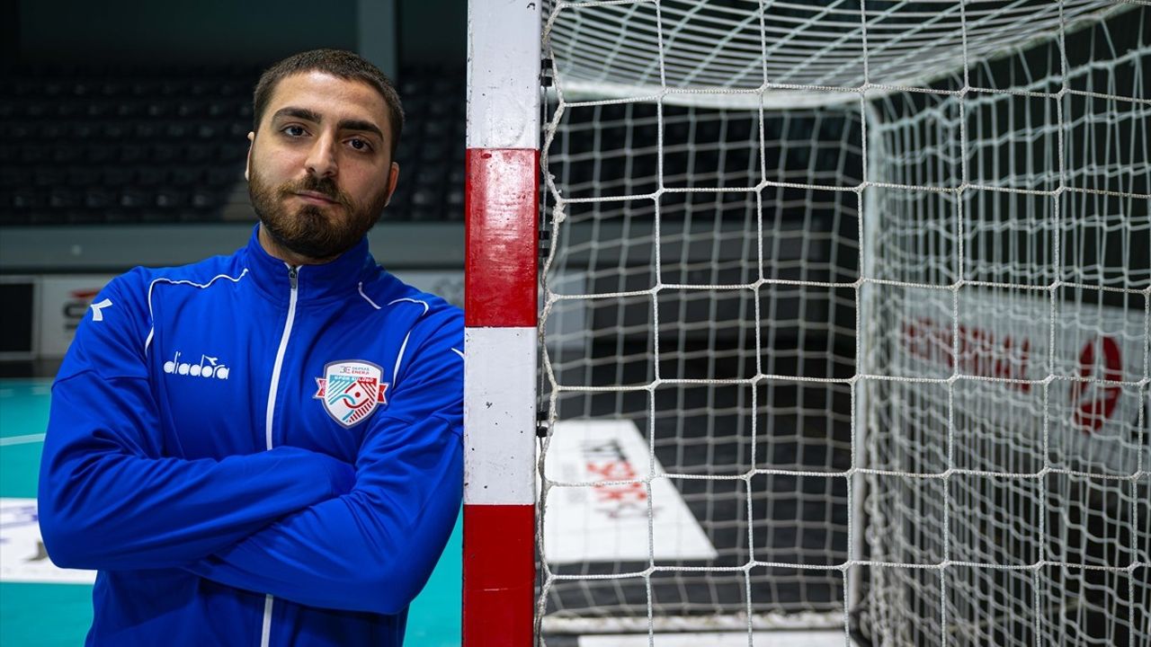 Depremzede Hentbolcu Barış Buğday, Hatay'daki Felaketi Anlattı