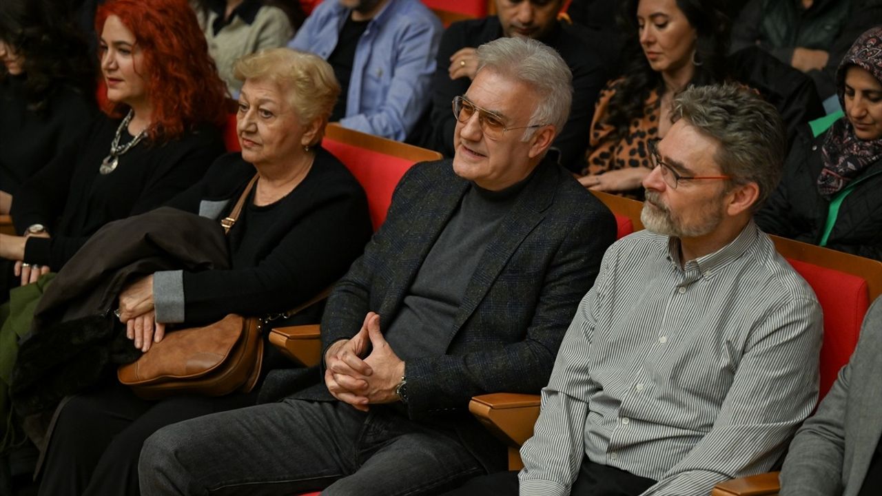 Devlet Çoksesli Çocuk Korosu, Kahramanmaraş Depremini Anmak İçin "Hatırla" Konseri Düzenlendi