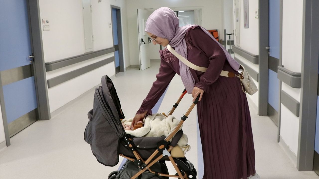 Diyafram Hernisi Teşhisi Konulan Umut Bebek, Başarılı Ameliyatla Sağlığına Kavuştu