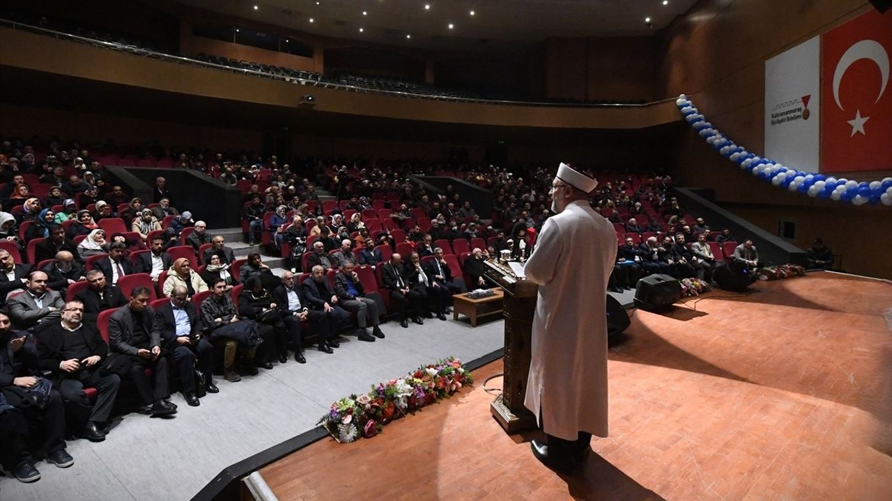 Diyanet İşleri Başkanı Ali Erbaş, Kahramanmaraş'ta Depremlerle İlgili Mesajlar Verdi