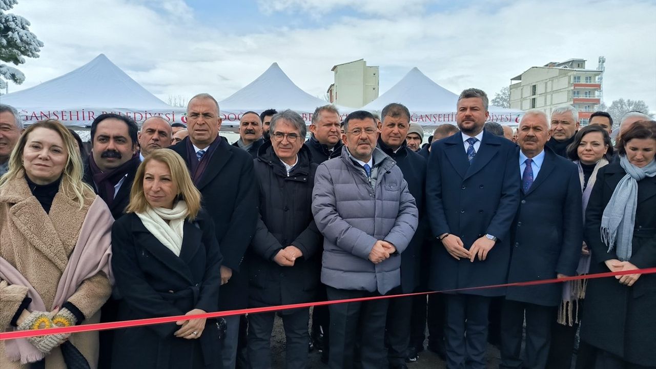 Doğanşehir'de Kadın, Aile ve Gençlik Merkezinin Temeli Atıldı