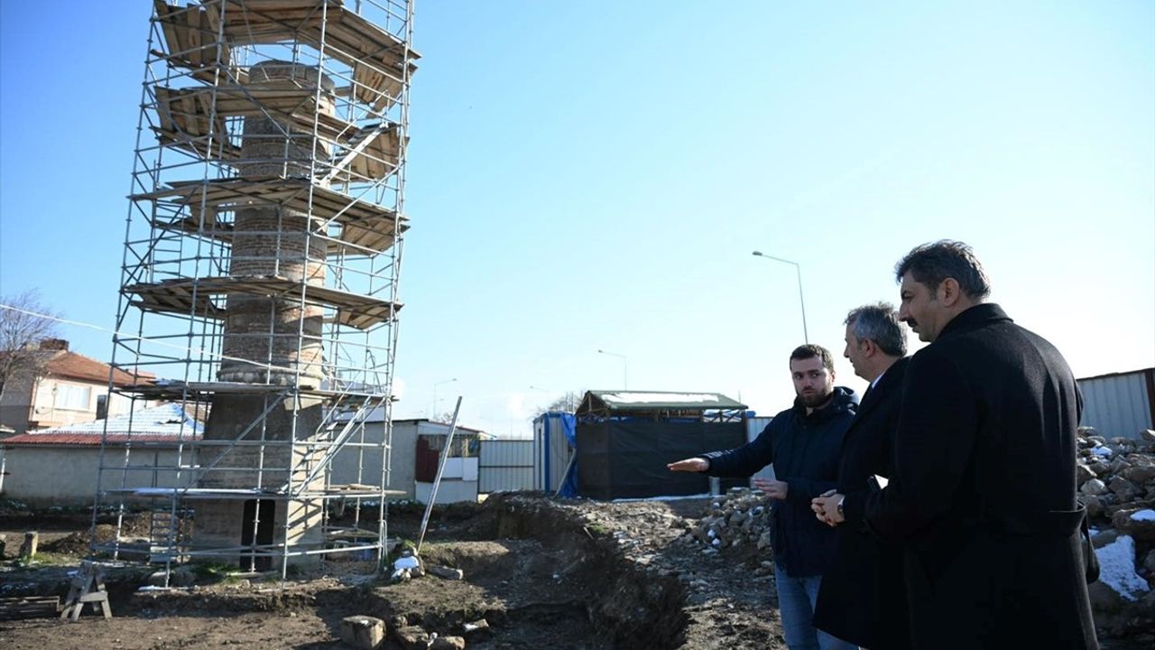 Edirne'de Şeyh Şüceaddin Camisi'nin Restorasyon Çalışmaları Devam Ediyor