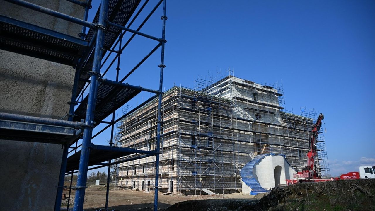 Edirne Sarayı Cihannüma Kasrı’ndan 200 Yıl Sonra Selimiye Camisi İzleniyor