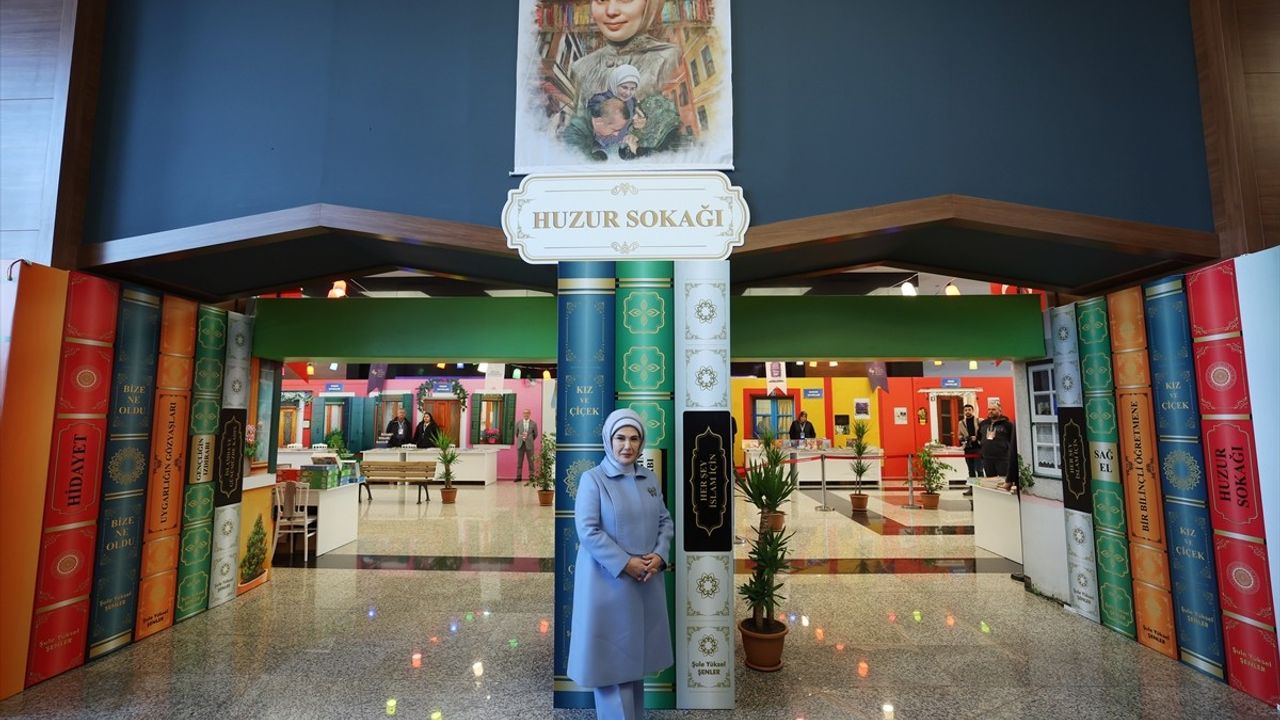 Emine Erdoğan, 2. Şule Yüksel Şenler Kitap ve Kültür Günleri'nde Kütüphanelerin Önemi Vurgulandı