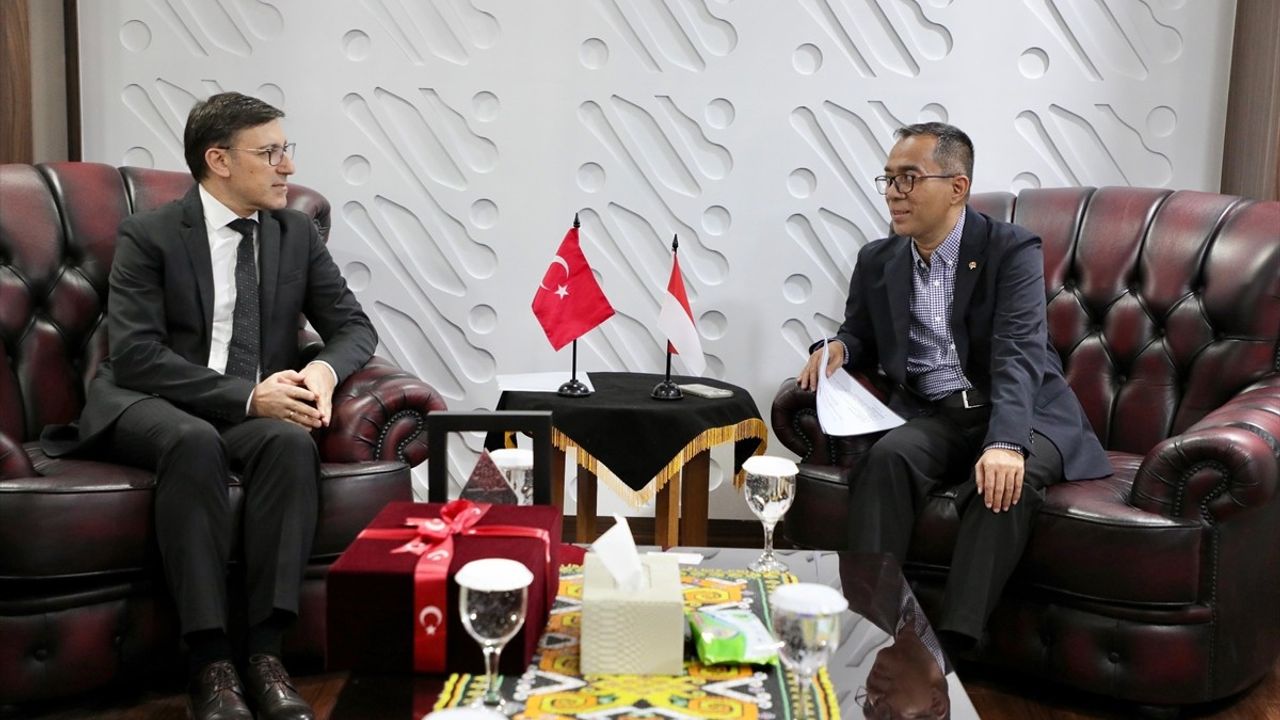 Endonezya'da Türkoloji Bölümü ve TEKNOFEST İçin İlk Adımlar Atıldı