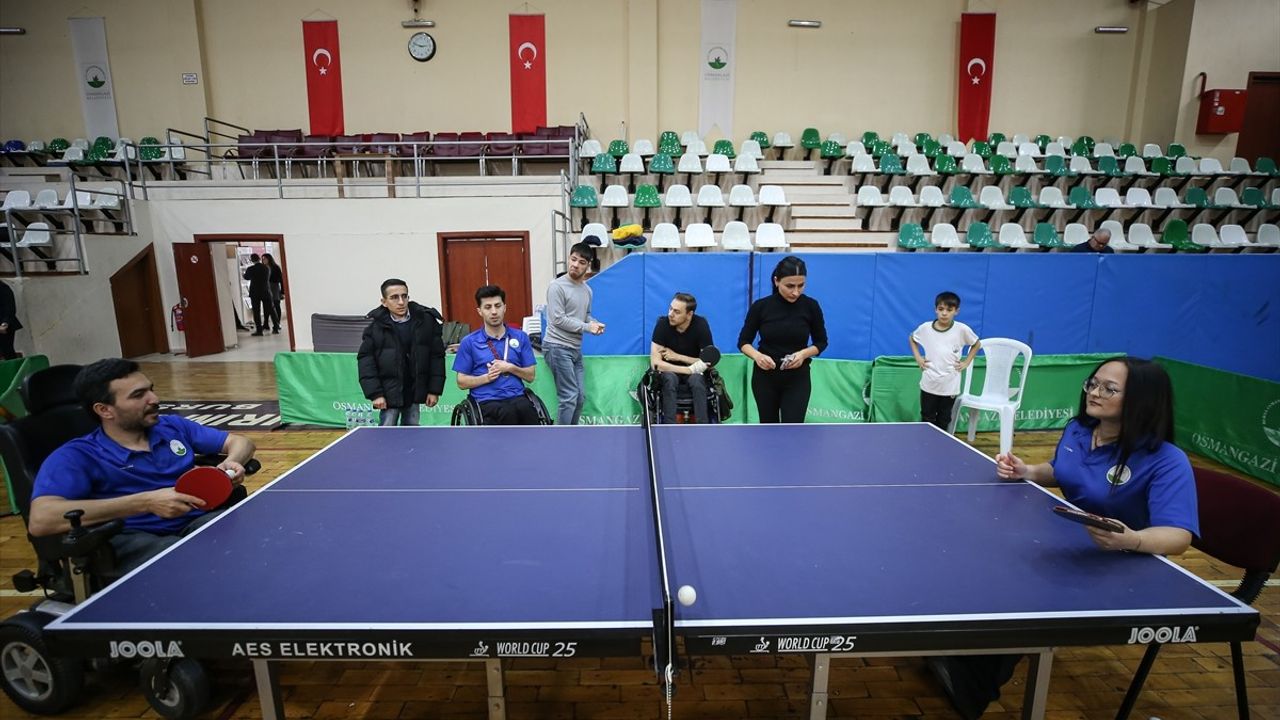 Engelli Birey Orhan Koca, Masa Tenisi ile İlklere İmza Attı