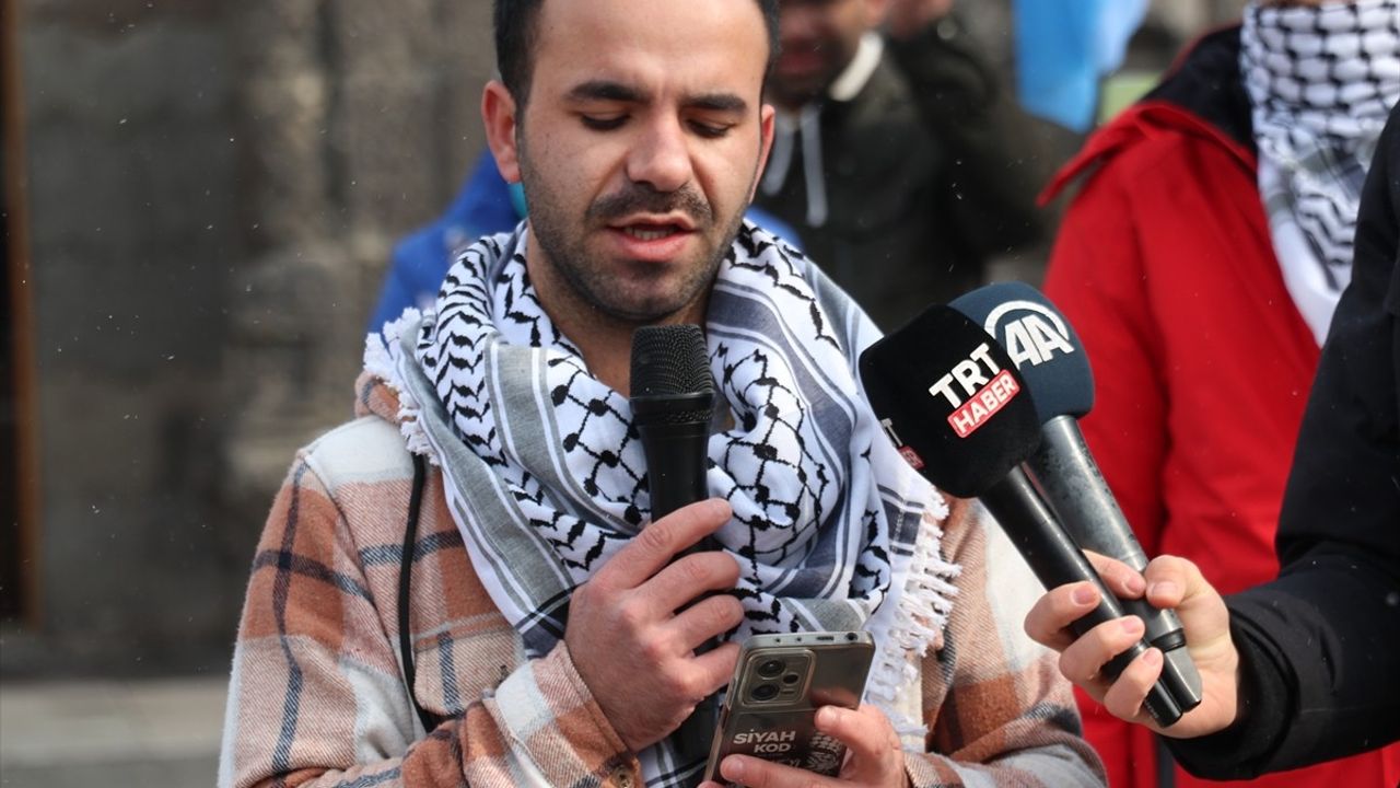 Erzurum'da Sağlık Çalışanlarından Gazze İçin Sessiz Yürüyüş