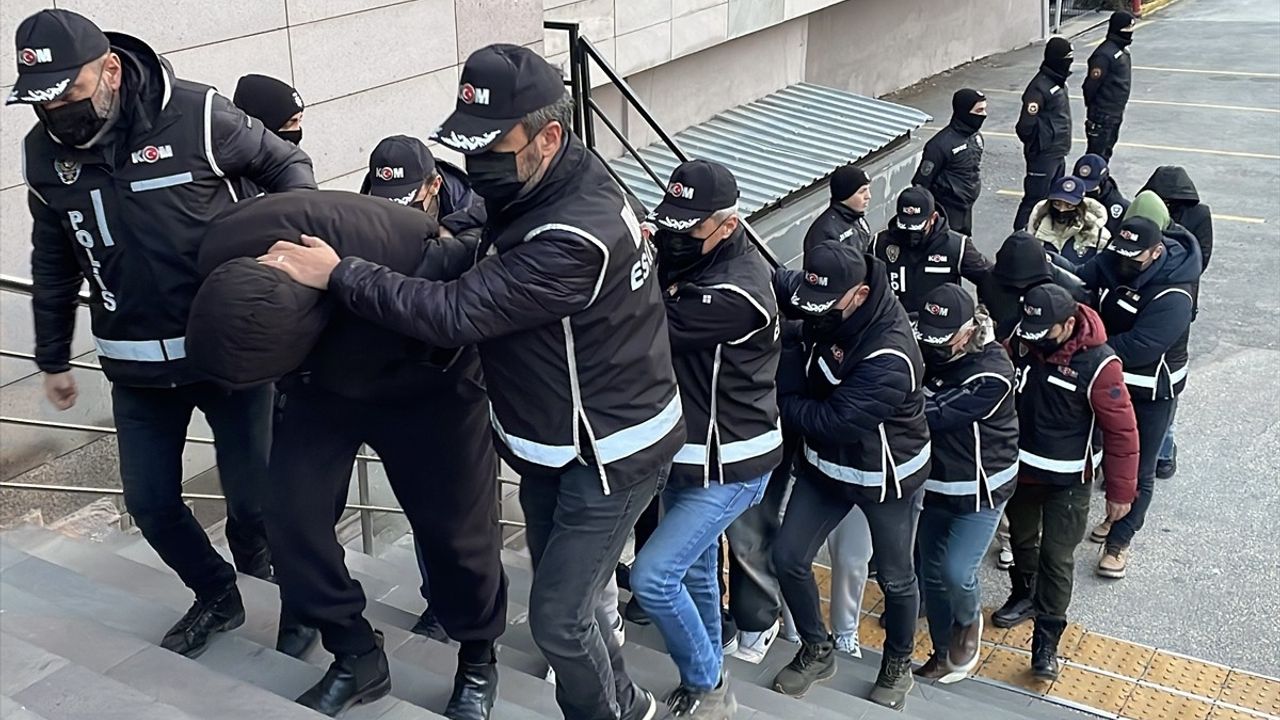 Eskişehir Merkezli Yasa Dışı Bahis Operasyonunda 13 Şüpheli Tutuklandı