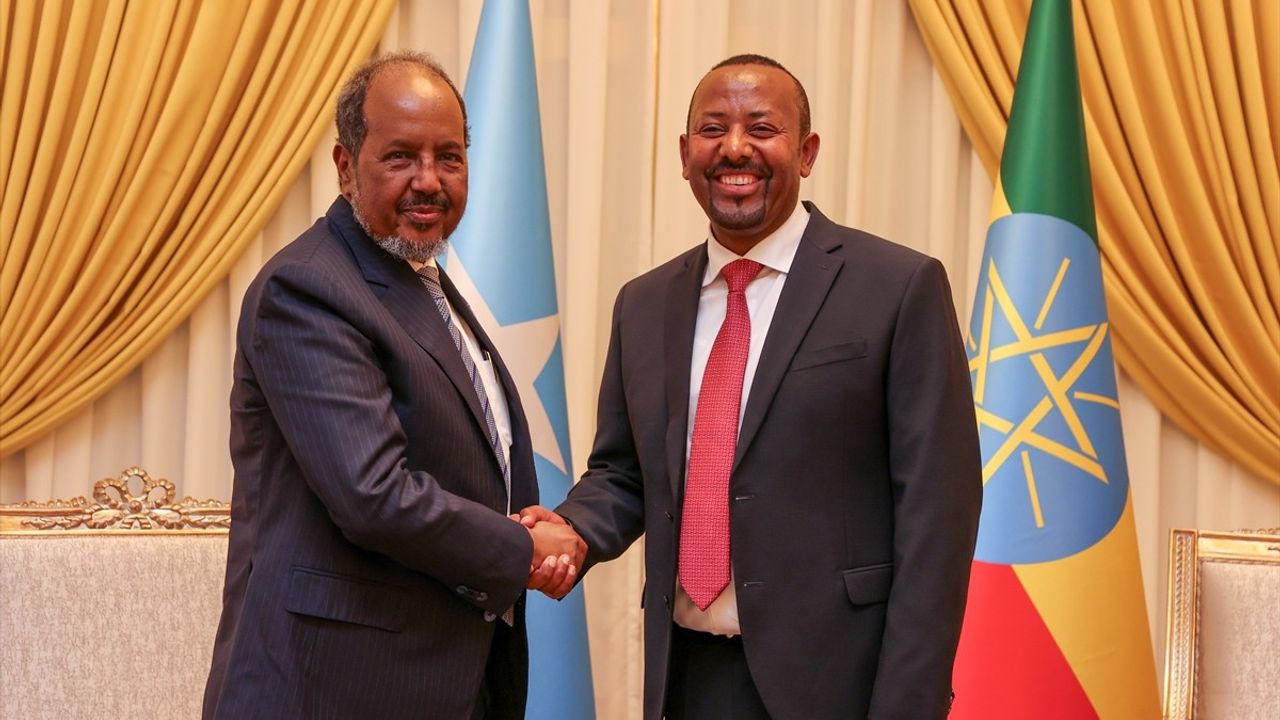 Etiyopya ve Somali Liderleri Addis Ababa'da Bir Araya Geldi