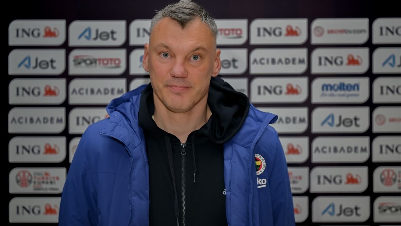 Fenerbahçe Beko Başantrenörü Jasikevicius, Derbi İçin Sakin Kalmanın Önemine Vurgu Yapıyor