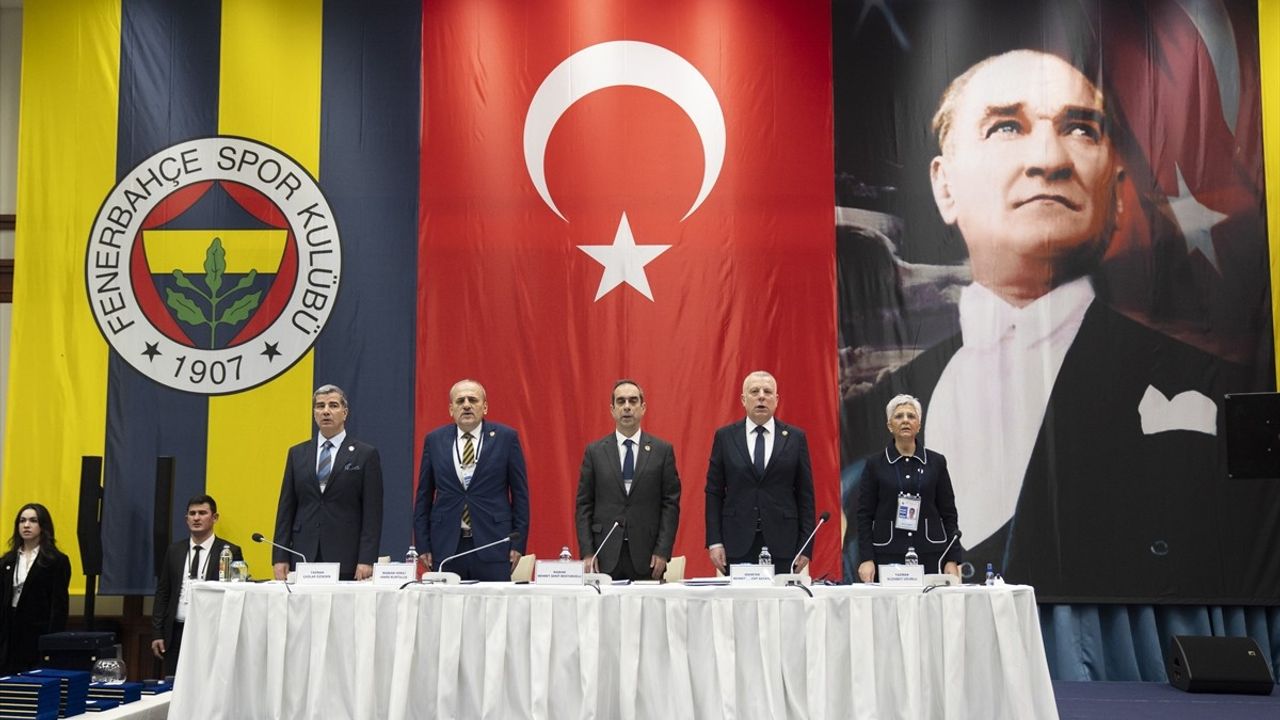 Fenerbahçe Yüksek Divan Kurulu Toplantısı Gerçekleşti