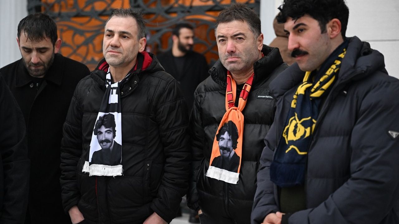 Ferdi Tayfur'un Vefatının 40. Günü İçin Mevlit Okutuldu