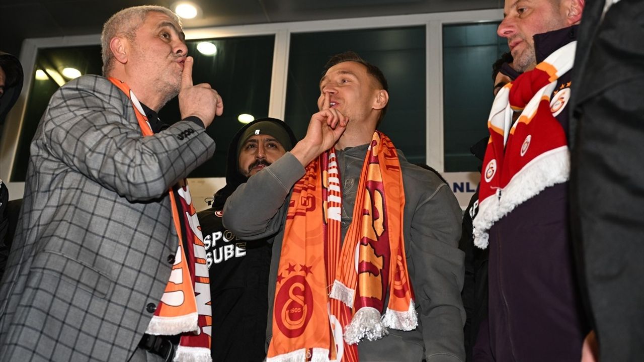 Galatasaray, Przemyslaw Frankowski ile Transfer Görüşmelerine Başladı