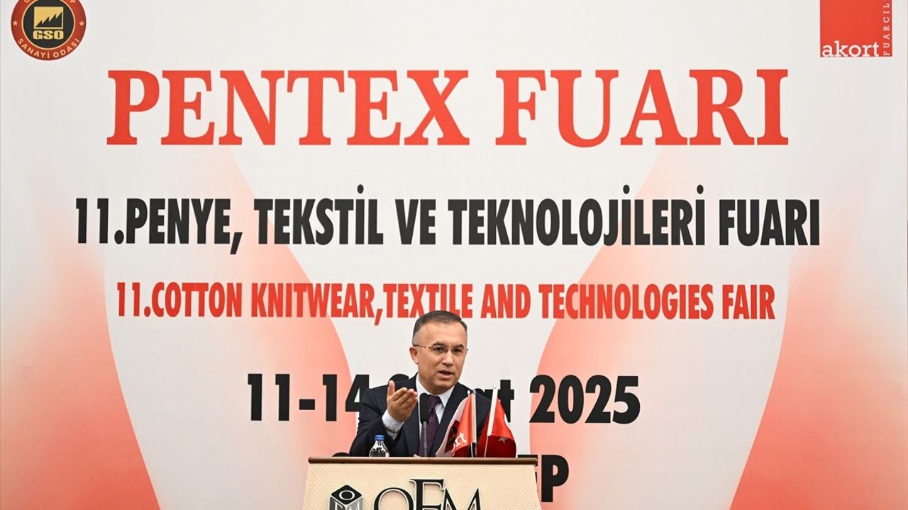 Gaziantep'te 11. PENTEX Penye, Tekstil ve Teknolojileri Fuarı Açıldı