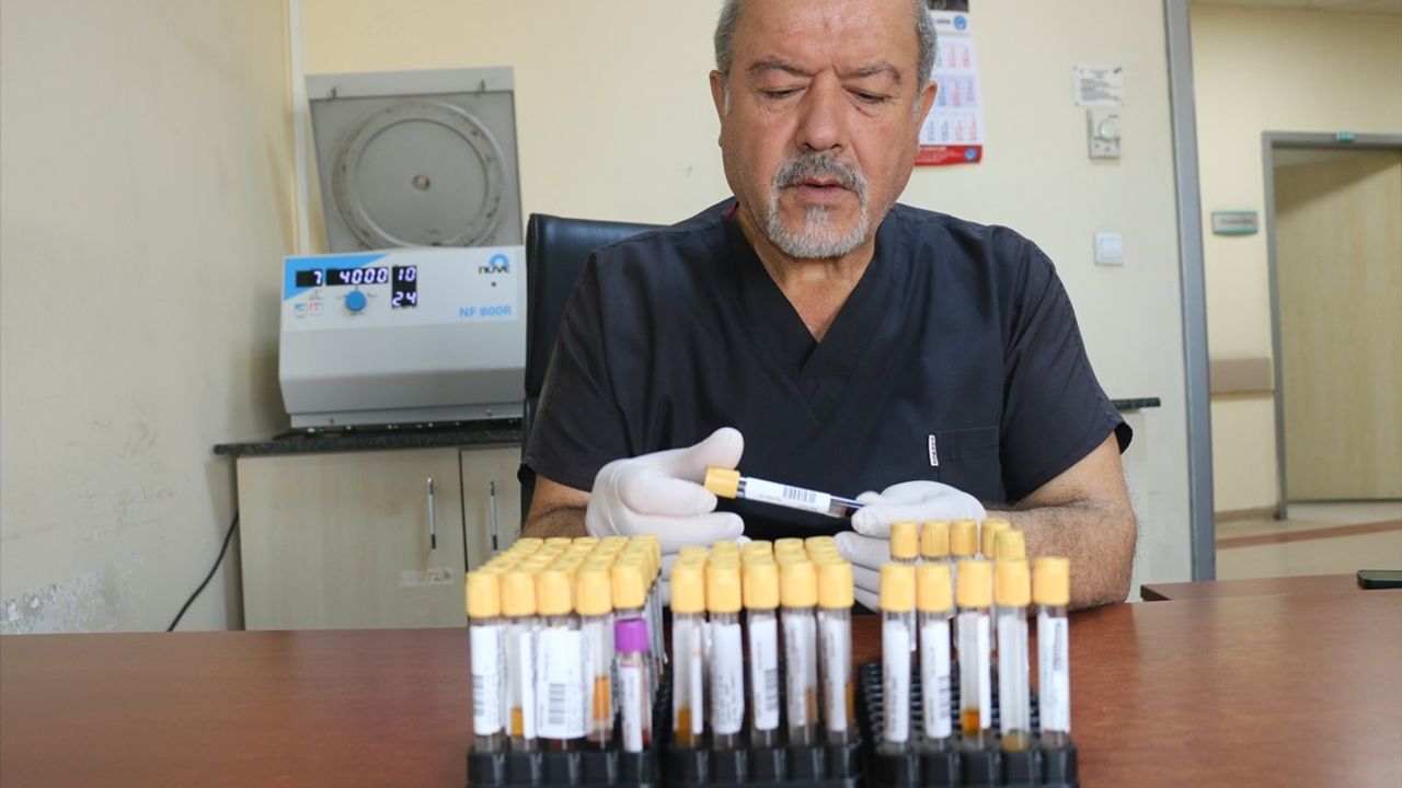 Gaziantep'te Aile Büyüsü: Ebeveynleriyle Aynı Hastanede Doktorluk Yapmanın Mutluluğu