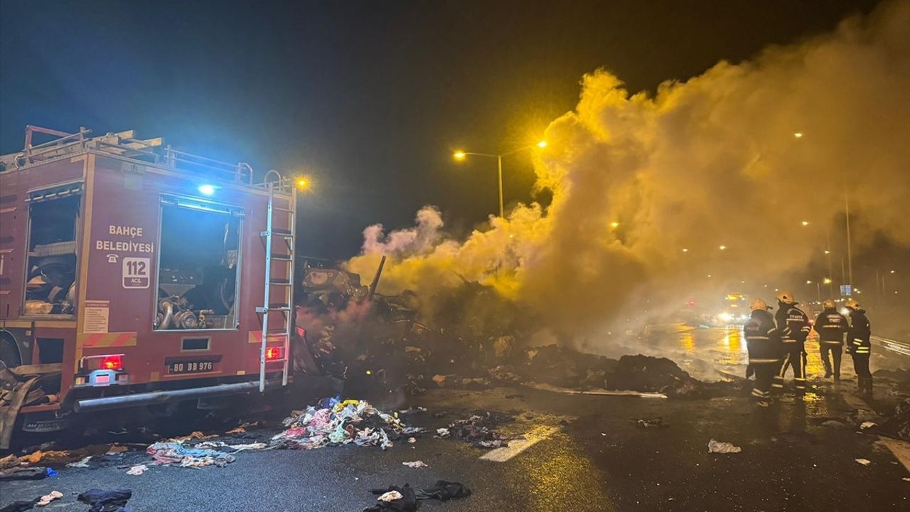 Gaziantep'te Zincirleme Trafik Kazası: 1 Ölü, 4 Yaralı