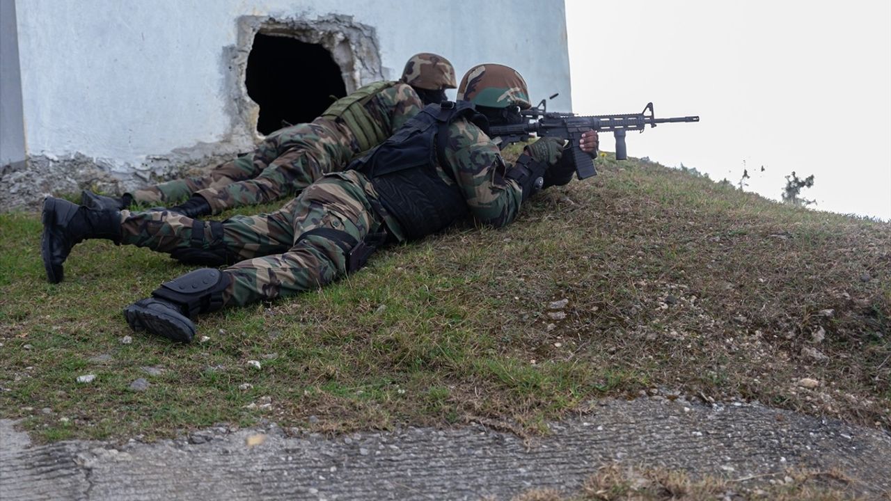 Haiti'de Silahlı Çetelerin Saldırısında 50 Kişi Hayatını Kaybetti