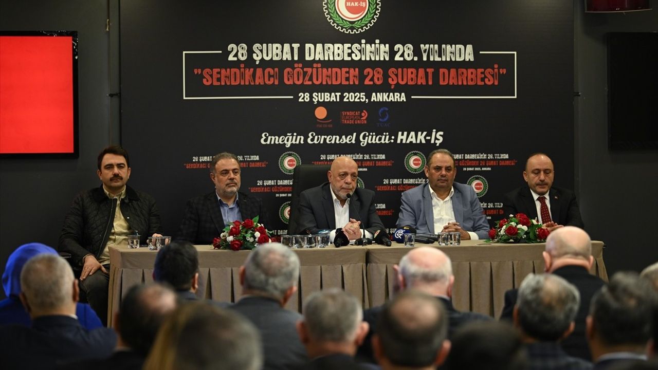 HAK-İŞ Genel Başkanı Mahmut Arslan'dan 28 Şubat Açıklaması: 'Demokrasimize Sahip Çıkmalıyız'