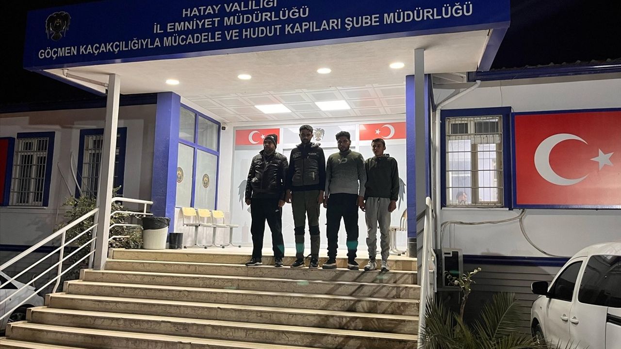 Hatay'da Düzensiz Göçmen Operasyonu: 4 Yakalandı, 1 Şüpheli Tutuklandı