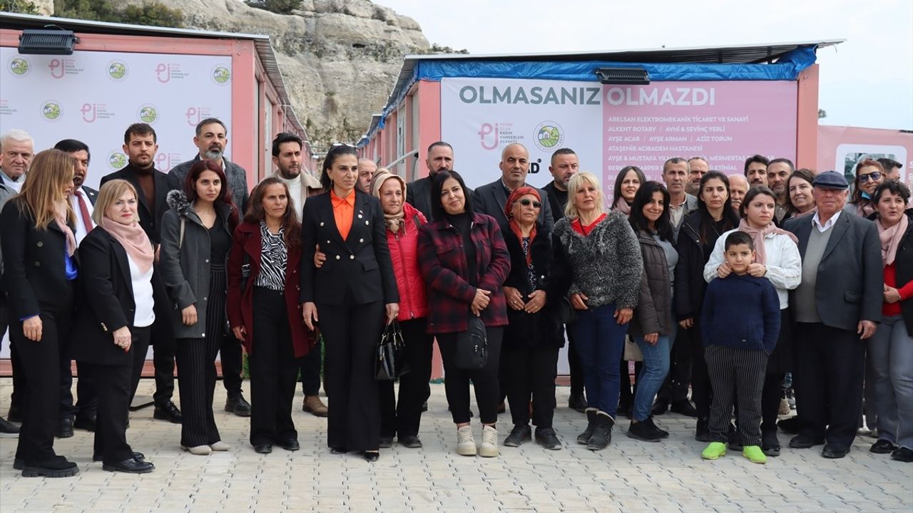 Hatay'da Kanser Hastaları için 'Pİ Kız Kardeşim Köyü' Açıldı