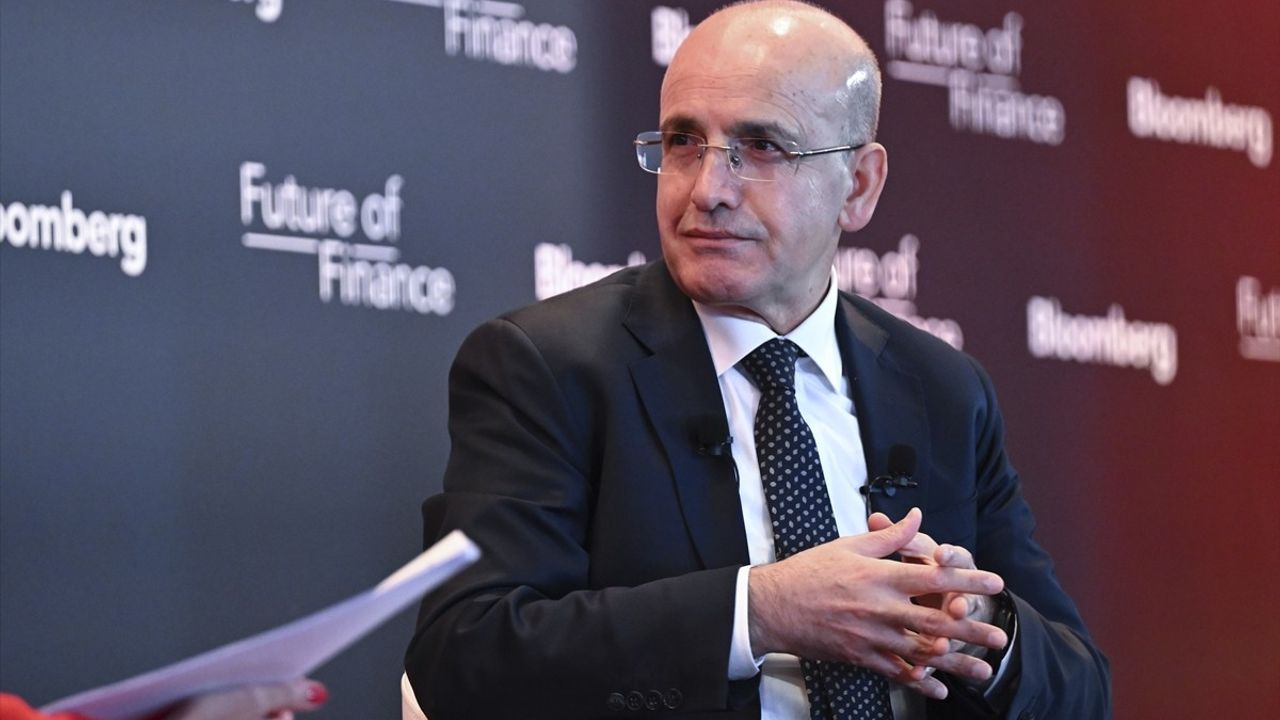 Hazine ve Maliye Bakanı Şimşek, 'Finansın Geleceği' Etkinliğinde Enflasyon Hedeflerini Açıkladı