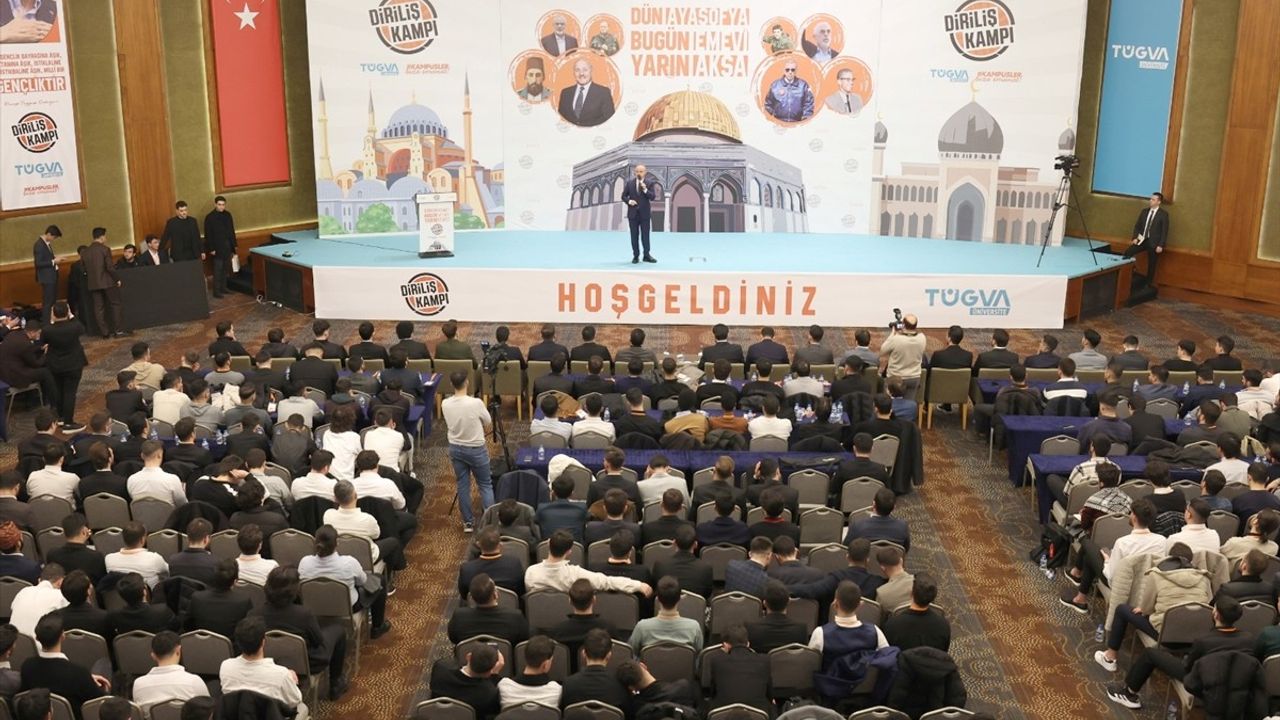 İçişleri Bakan Yardımcısı Turan, TÜGVA Buluşma Programında CHP'yi Eleştirdi