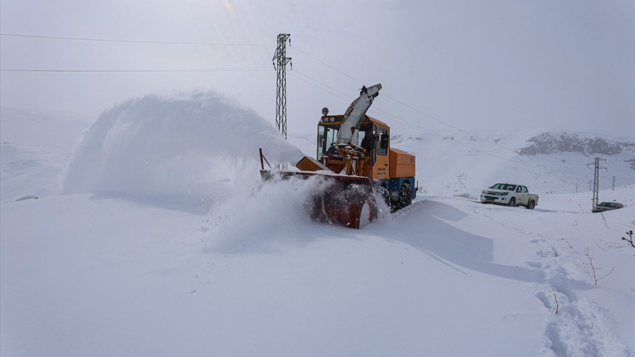 Iğdır'da 75 Köy Yolu İki Günde Ulaşıma Açıldı