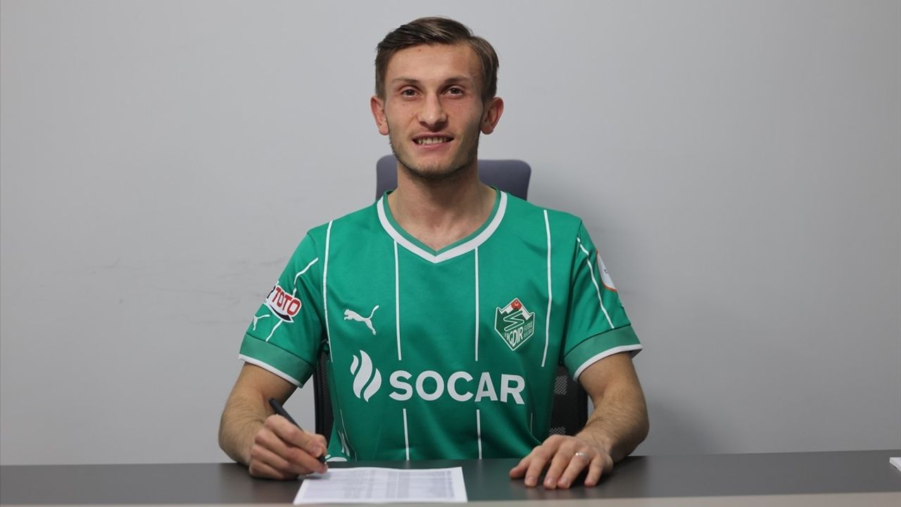 Iğdır FK, Trabzonspor'dan Serkan Asan ile Kiralık Anlaşma Sağladı